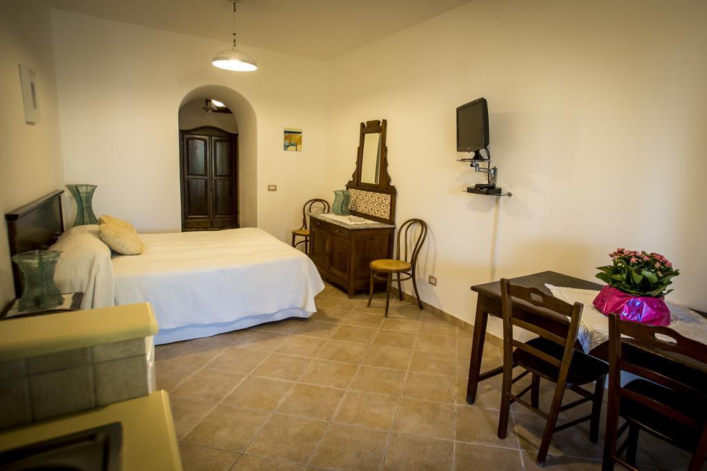 Aparthotel Al Belvedere Salina 4*